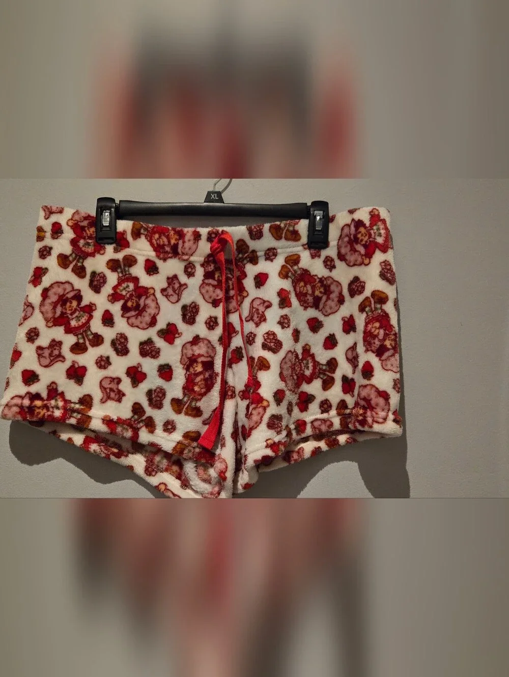 ​Strawberry Shortcake Plush Fleece Pajama Shorts White Red Women's Size 2XL EUC